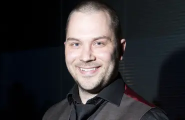 Ohhoh! Salkkarit-komistus iski nuoren blondin – yhteiskuvat!