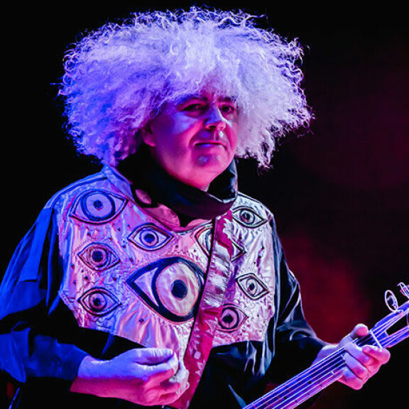Buzz Osborne kuvassa vuonna 2022. B