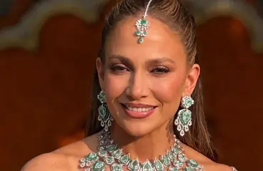 Jennifer Lopez härskissä asussa häissä – katso kuvat!