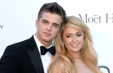 Muistatko Paris Hiltonin suomalais-espanjalaisen eksän? Tältä River Viiperi näyttää nyt