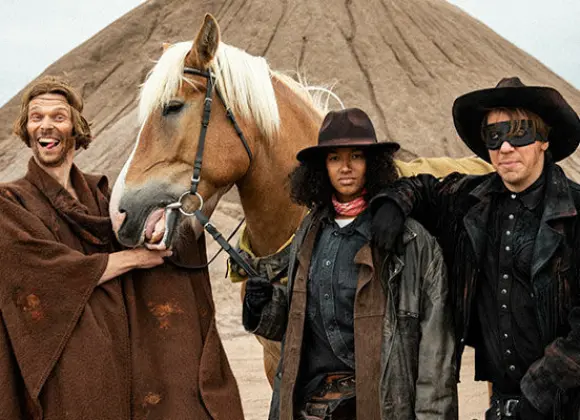 Spede Pasasen ja Vesa-Matti Loirin Hirttämättömät-elokuvasta uusi versio 