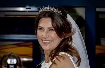 Norjan kohukuninkaallisten tulot julki – Märtha Louisen omaisuus mykistää