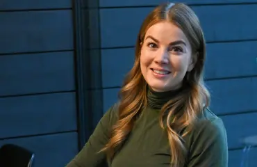 Mitä ihmettä? Janni Hussin yllättävä sinkkutilitys: “Miehet eivät uskalla lähestyä”