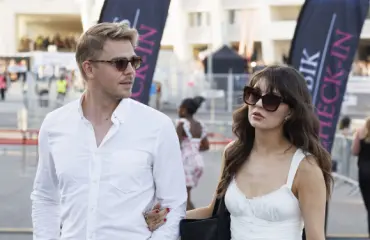 Behm ja Aku Sipola: romanttinen lomakuva