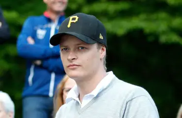 Mette-Maritin poika taas syvissä vesissä – juhli uhrinsa kanssa