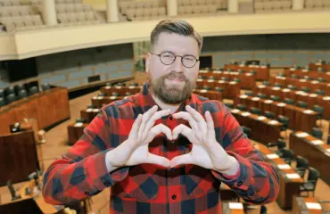 Oho! Sebastian Tynkkynen tapasi Hollywood-tähden – kuva!