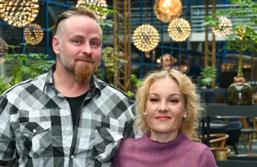 Latelan Laurin puolisolla musta silmä – näin kävi