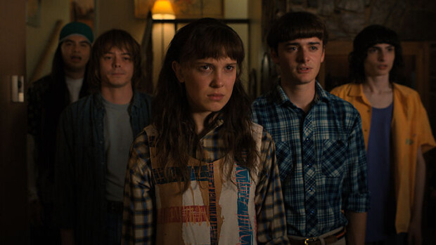 Sarja-arvostelu: Stranger Things on tullut takaisin isompana ja ahdistavampana kuin koskaan Stranger Things
