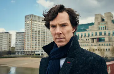 Benedict Cumberbatch palaa ruutuun Sherlock Holmesina – nyt mukana myös vauva