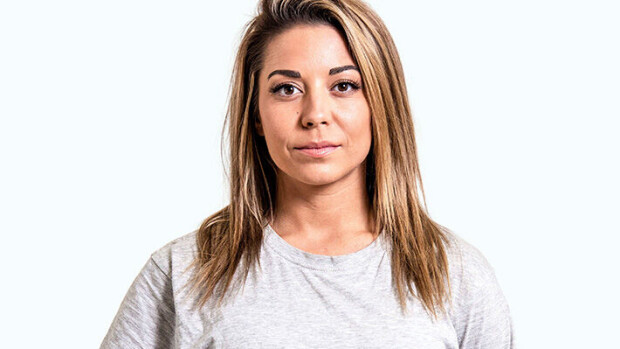 Amanda Harkimo hätää kärsimässä Erikoisjoukoissa: 'V***ttaa olla heikoin!' Amanda Harkimo