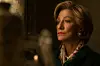 Edie Falco näyttelee Hilary Clintonia sarjassa American Crime Story.