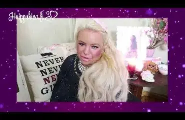 Seiskan ja Huippukivan joulukalenteri: luukku 12 - Johanna Tukiainen uskoo lumoaviin donitsirenkaisiin!