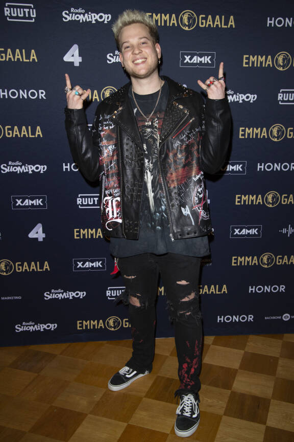 Etta seusteli vuosia sitten Lukas Leon -nimisen herran kanssa viiden vuoden ajan.