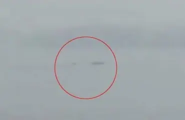 Onko Loch Nessin hirviöllä serkku? Kiinalaiset bongasivat vesihirviön - video!