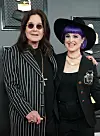 Ozzy-isä ja Kelly vuonna 2020.