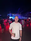 – Minulla oli setä, jolla oli MS ja jän oli pyörätuolissa. Ajattelin heti, että minulle käy samoin, George muistelee.