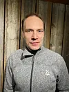 Kovakuntoinen rallitähti rakastaa hiihtämistä.