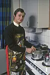Opiskeluaikoinaan kuningas asui omillaan.