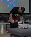 Krisulla oli haasteita päästä maaten.