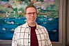 Jukka 'Jugi' Rasilalla on syytä hymyyn, sillä stand up -esitys on osoittautunut menestykseksi.