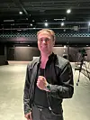 Stagala eli Alexander Krigsman (ent. Joni Takala) vaikutti pressissä pääsevän jopa Makun ihon alle.