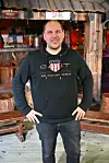 Perttu on aiemmin nähty muun muassa Big Brotherissa ja Farmi Suomessa.