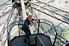 James Bond Eiffel-tornissa. 007 ja kuoleman katse jäi Roger Mooren viimeiseksi Bond-elokuvaksi.