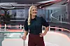 Kirsi Alm-Siira uutisstudiossa.