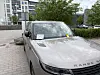 Range Roverin tuulilasissa komeilivat tylyt terveiset sekä naapurilta että lappuliisalta.