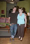 20070806. Konala, Helsinki.Salatut ElŠmŠt -tŠhtien tapaaminen.Kuvassa: Ville Seivo aka. Tuomo tervajoki ja Hanna Karjalainen aka. Salla Mattila.7 PŠivŠŠ / Matti Matikainen.