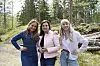 Marja Hintikka, Unna ja Laura Moilanen poseeraavat.