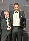 Mikko 'Peltsi' Peltola (oik). ja hänen poikansa, Osmo Peltola, vuonna 2025 Kultainen Venla -gaalassa.