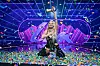 Nykypäivän Kikaksikin tituleerattu Erika Vikman edusti Suomea Euroviisuissa vuonna 2025 kappaleellaan Ich Komme!. Tämä suomenkielinen seksiralli sijoittui lopulta viisufinaalissa 11. sijalle. Erika on alkanut taannoin kääntää nokkaansa vielä enemmän kohti ulkomaan markkinoita ja vaihtaa laulukieltään englanniksi.