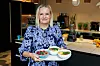 Riikka kiinnostui terveysruoista jo parikymmentä vuotta sitten. - Mutta ei se tarkoita etteikö minullakin olisi päiviä jolloin syön huonosti tai herkuttelen miten sattuu.