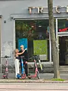 Vaalea kaunotar antoi halin Joelille, mutta lukija analysoi tilanteen olleen ujo ja varautunut.