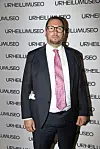 Paavo Arhinmäki lorotteli julkisella paikalla – kuva!