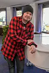 Onpa Aki nähty ja kuultu Vain Elämää suosikkiformaatin 8. kaudella.