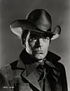 Jack Elam teki niin paljon urallaan gansteri- ja rosvorooleja, että häntä alettiin kutsua Hollywoodin vastenmielisimmäksi tyypiksi.