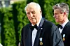 Kuningas Harald liikuttui kyyneliin