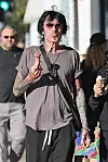Näin suosikkirokkari Tommy Lee teki rahaa ennen menestystään