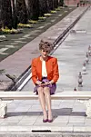 Prinsessa Diana istumassa yksin penkillä Taj Mahalin edessä vuonna 1992 herätti rutkasti huomiota.