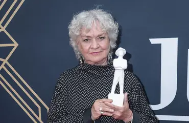 Sivuosa-Jussit menivät ensi kertaa Jussi-gaalassa olleelle Marja Packalenille ja indie-elokuvaa tähdittäneelle Lasse Poserille 