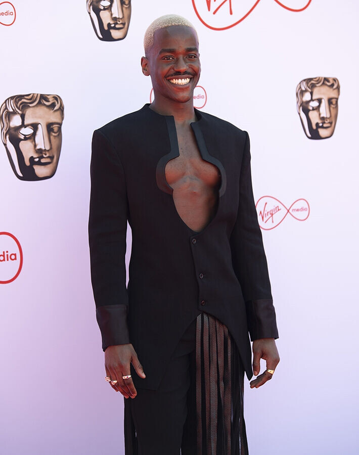 Gatwa saapui eilen 8.5. järjestettyyn Bafta-gaalaan Lontoossa. Ncuti Gatwa