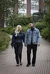 Julkisuus on Nicolle työkalu, joka tuottaa hänelle toimeentulon. Iris taas on pikku hiljaa totutellut julkisuuteen. – Kaikki on mennyt luontevasti omalla painollaan, Iris sanoo.