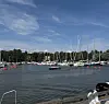 Haukilahti eli Gäddvik sijaitsee Matinkylän ja Westendin välissä.