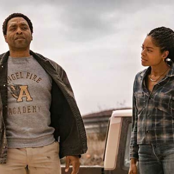 Bond-tähti Naomie Harris ei suunnittele uraansa etukäteen: ”Valitsen roolit, jotka puhuttavat” The Man Who Fell to Earth Chiwetel Ejiofor Naomie Harris