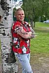 Akin appivanhemmat ovat kiitollisia pariskunnan päätöksestä astua tilallisten saappaisiin.