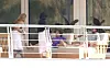 Kaveriporukka koolla! Pedro Pascal vietti Jenniferin seurueen kanssa aikaa jahdin kannella Mallorcan auringossa.