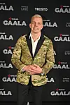 Positiivisuudestaan ylistetty Elastinen tsemmaa ystäväänsä tämän kisaillessa tanssiparketilla.