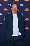Jason Isaacs